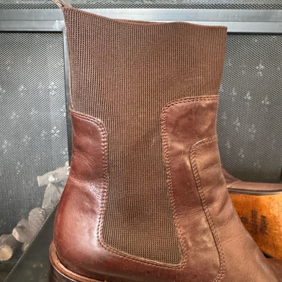 BCBG MAXAZRIA Women's Boots Size 8B Brown Dress/Casual Boots - Picture 6 of 7